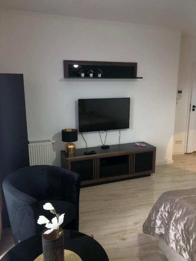 Golden Apartment Βρότσλαβ Εξωτερικό φωτογραφία